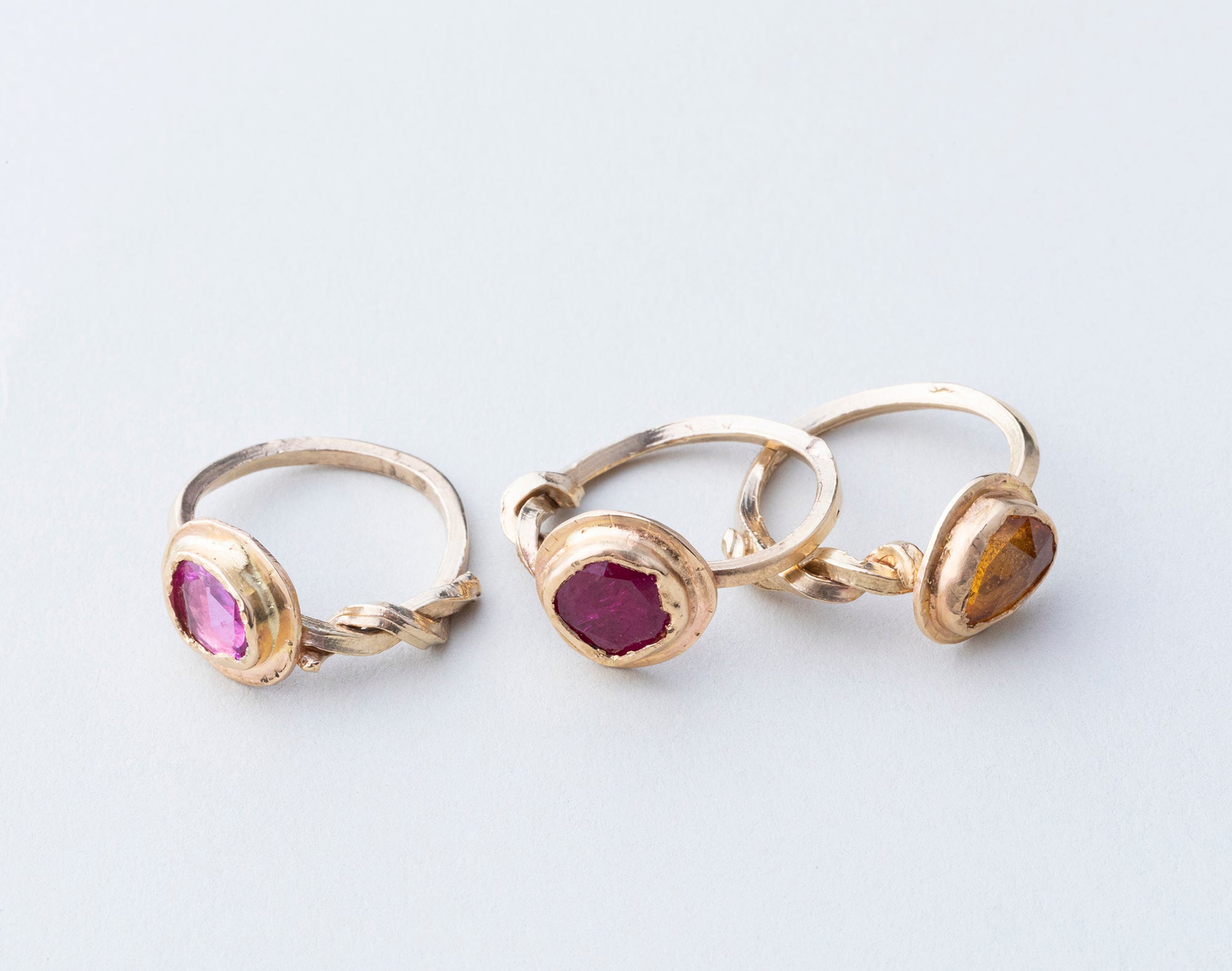 Sapphire and Non Diamond Engagement Rings