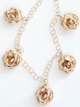 Load image into Gallery viewer, Roses Necklace

