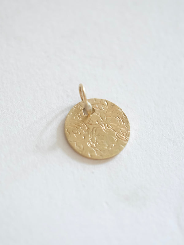 Hand Engraved Three Roses Pendant
