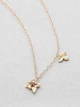 Load image into Gallery viewer, Flower Charm Necklace
