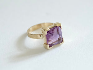 Geometric Amethyst Ring