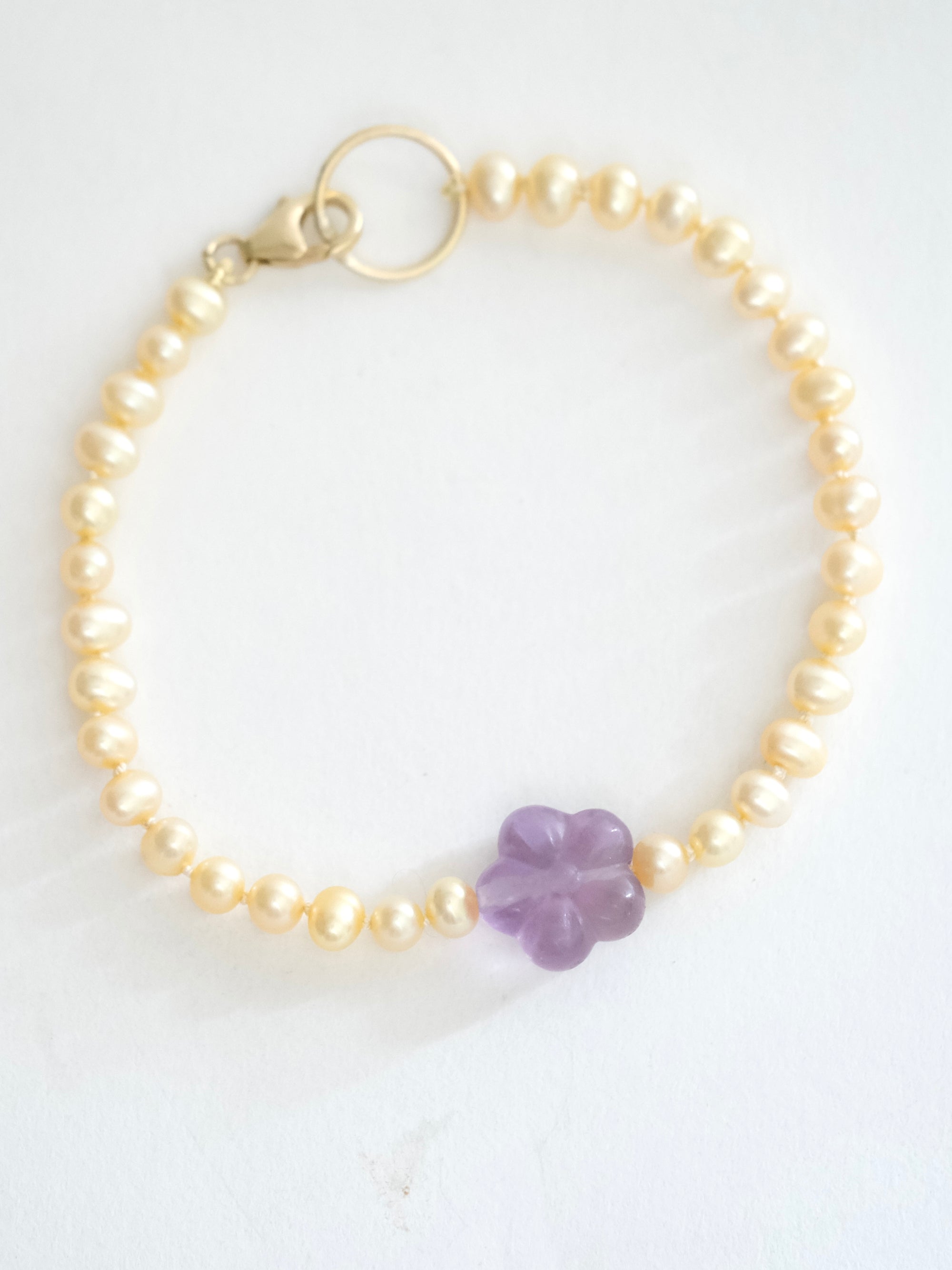 Flower and Pearl Bracelet