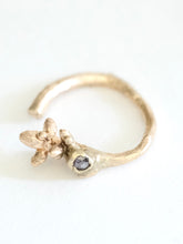 Load image into Gallery viewer, Diamond Bud Twig Wrapping Ring
