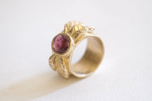 Load image into Gallery viewer, Pink Sapphire Leaf Ring
