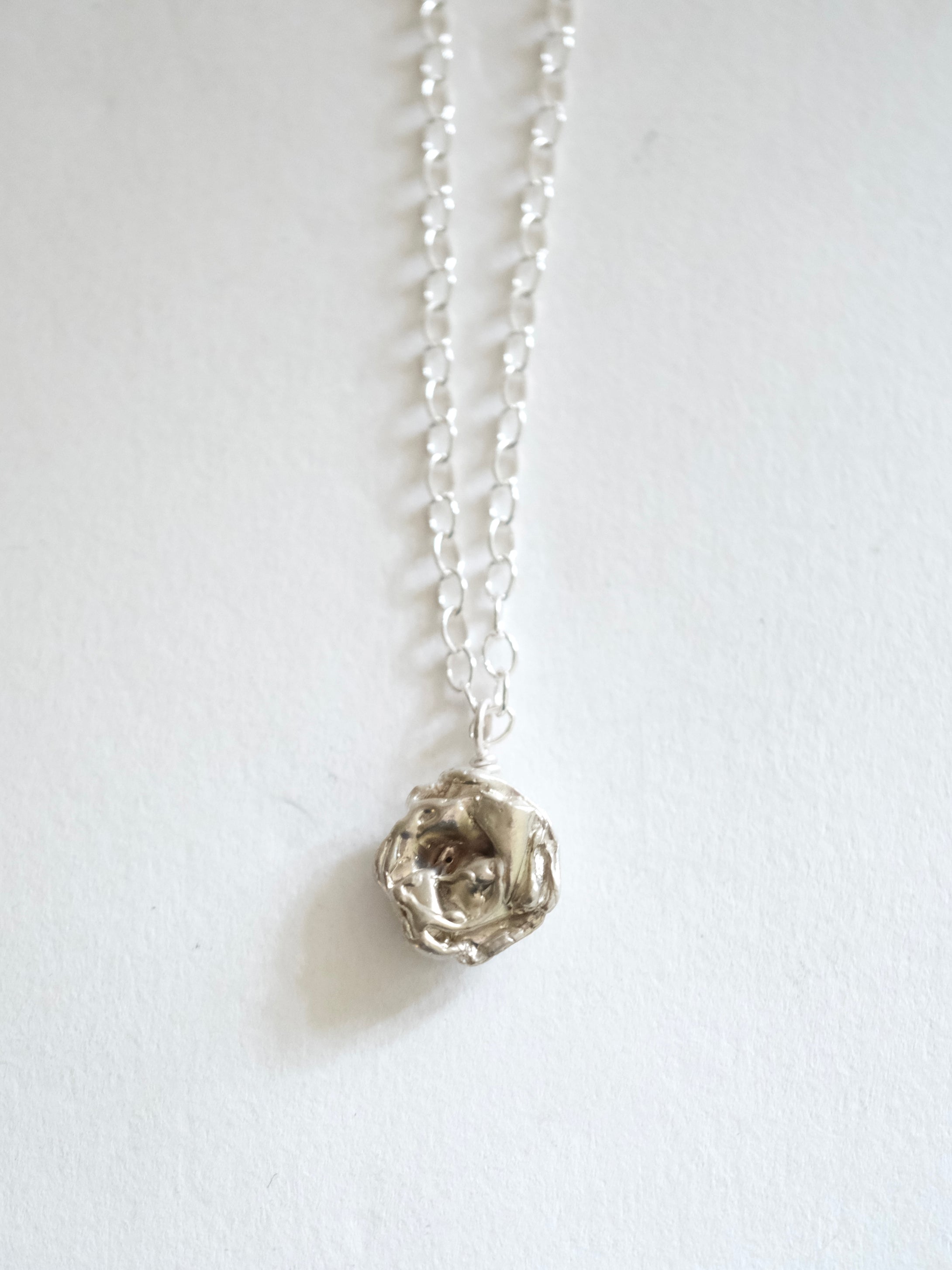 Rose Pendant in Silver