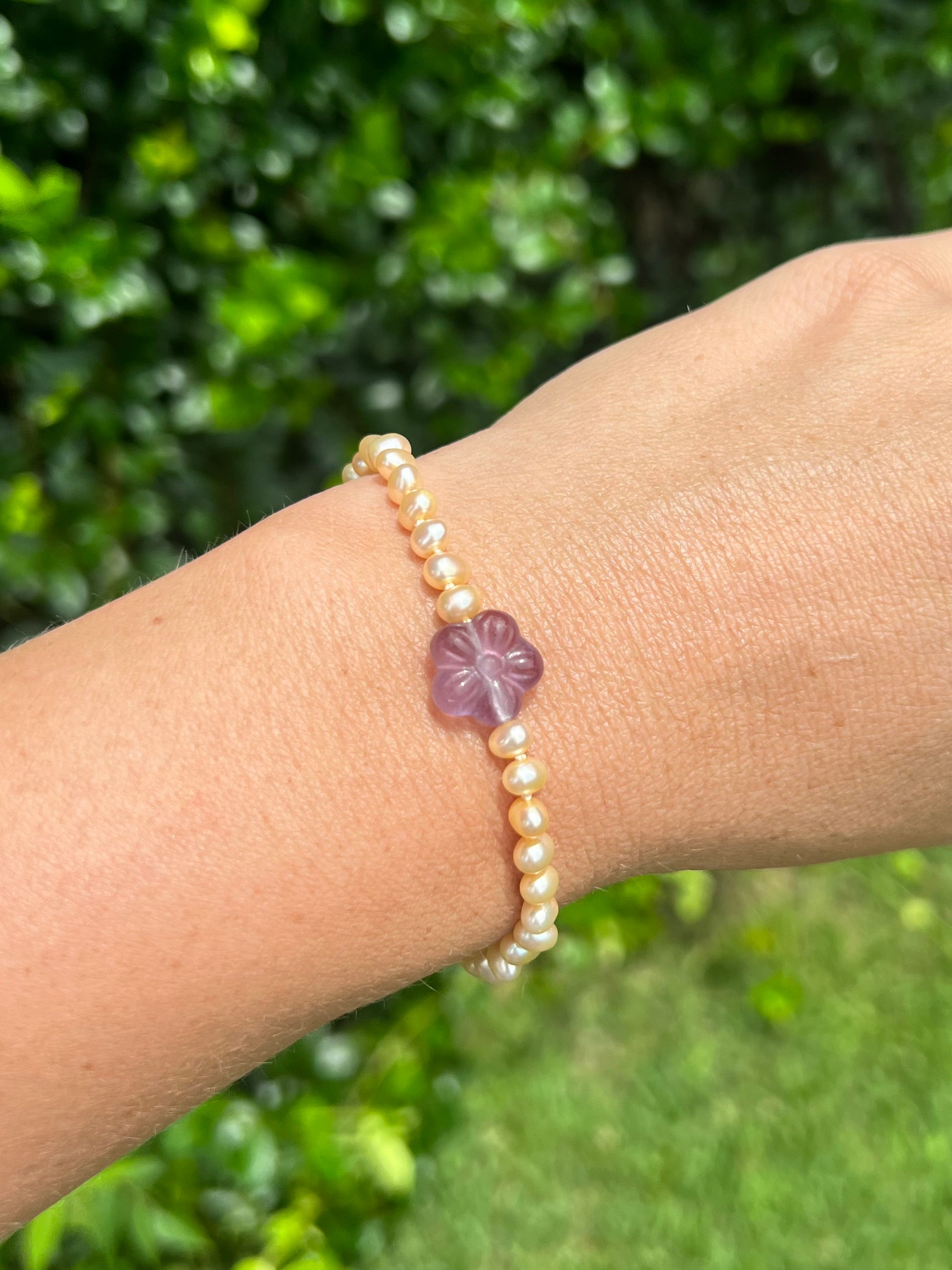 Flower and Pearl Bracelet