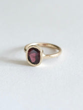 Load image into Gallery viewer, Garnet Solitaire Gold Ring
