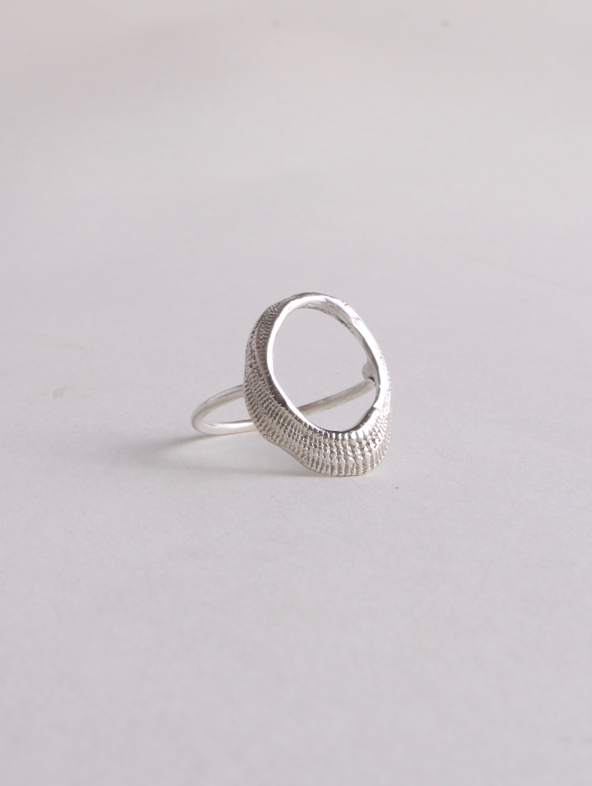 Oval Shell Ring